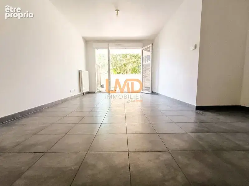 T3 terrasse 34 m², parking, tram à pied – 1er achat / invest - photo 4