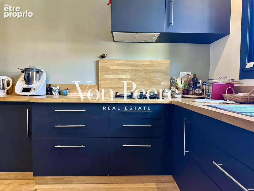 Maison contemporaine rénovée avec bassin fontaine - photo 5