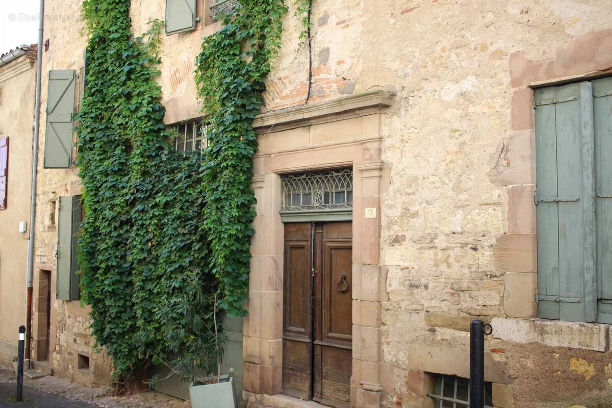 Maison à CORDES-SUR-CIEL