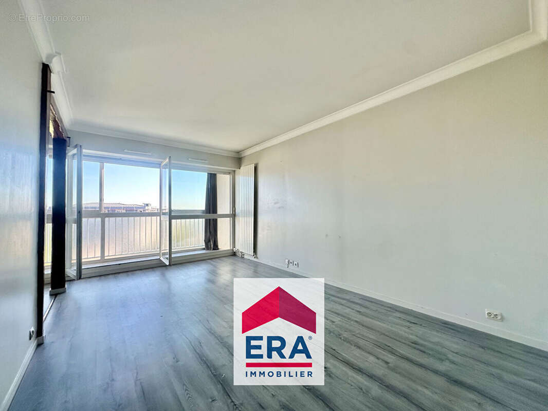 Appartement à SARTROUVILLE