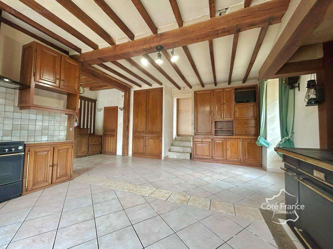 Maison à SENAN