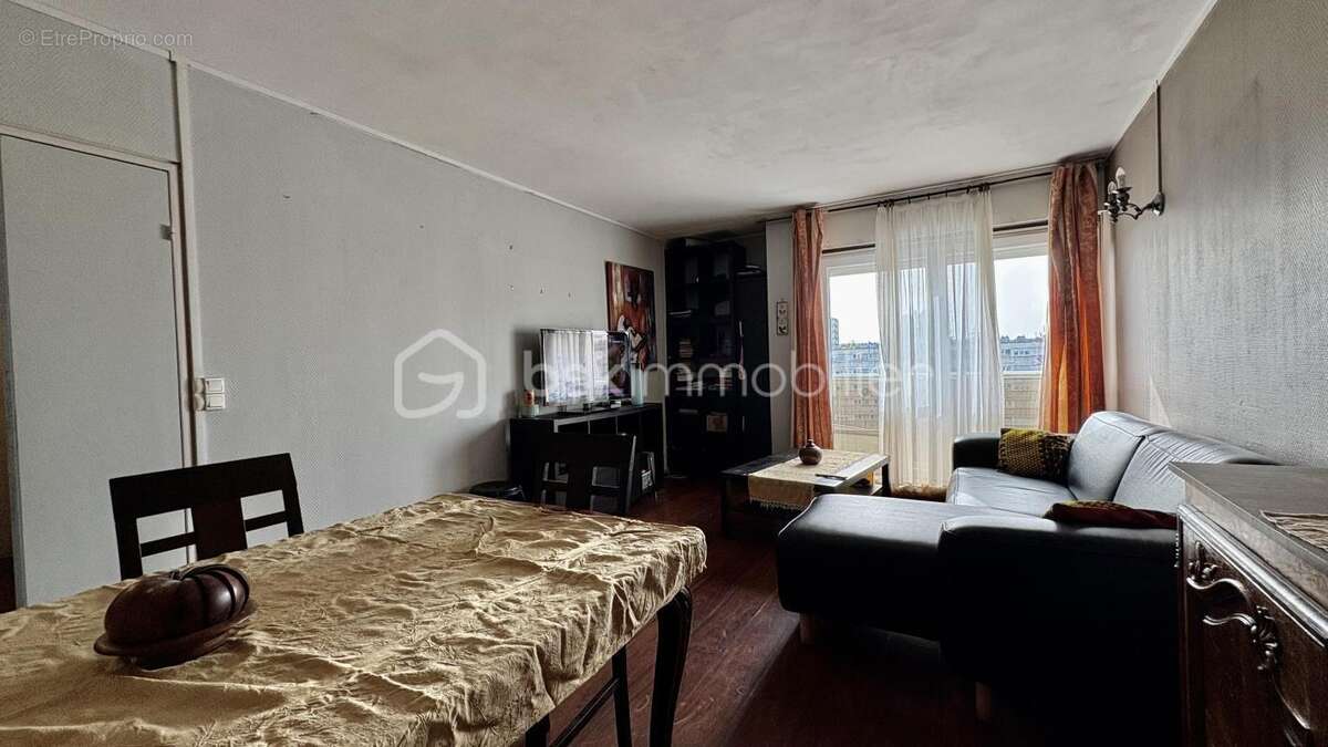Appartement à EPINAY-SOUS-SENART