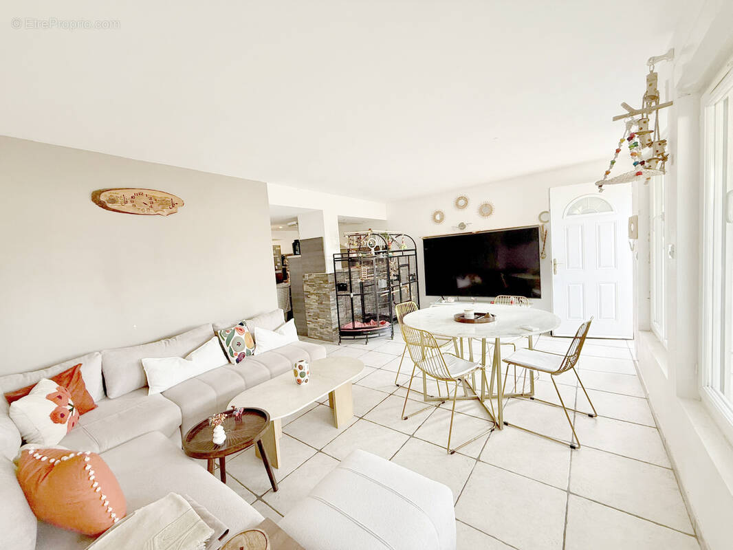 Appartement à LUNEL