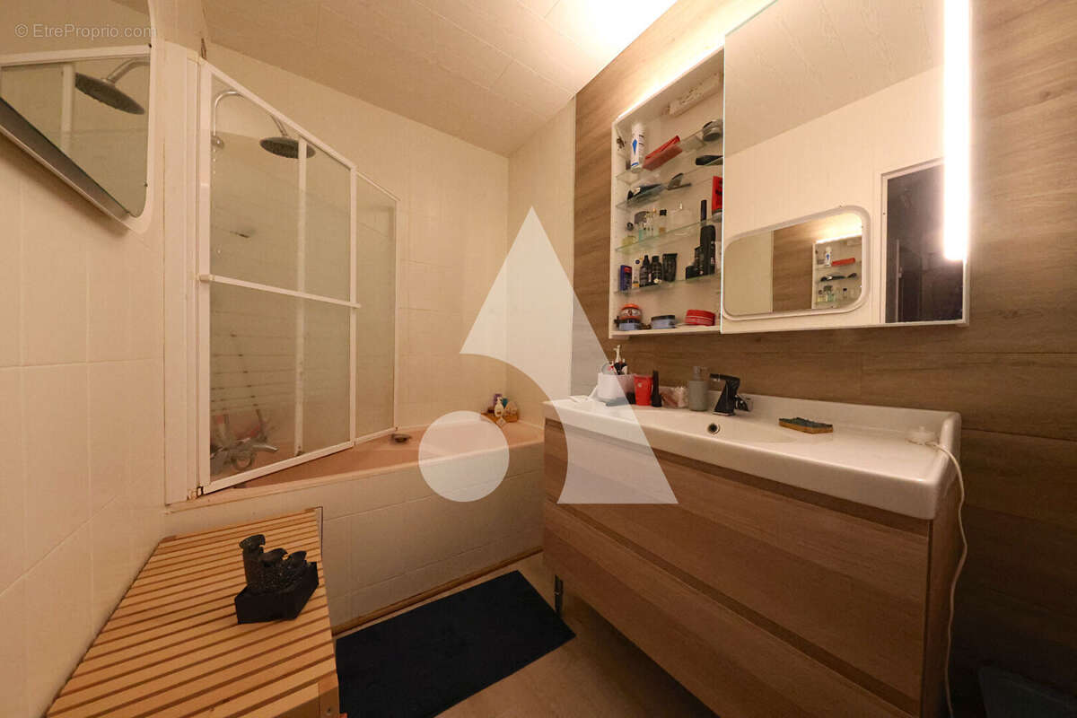 Appartement à CORBEIL-ESSONNES