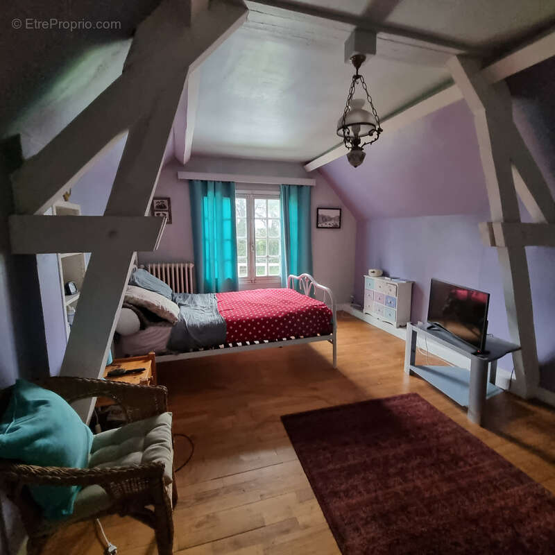 Maison à MONTGIVRAY
