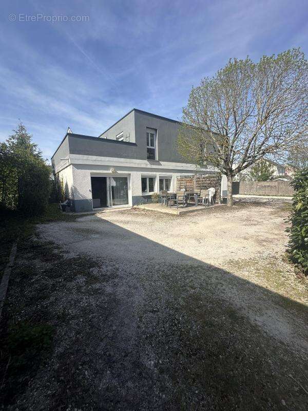 Appartement T3 de 48.5 m² en bon etat avec jardin de 70 m² - photo 2