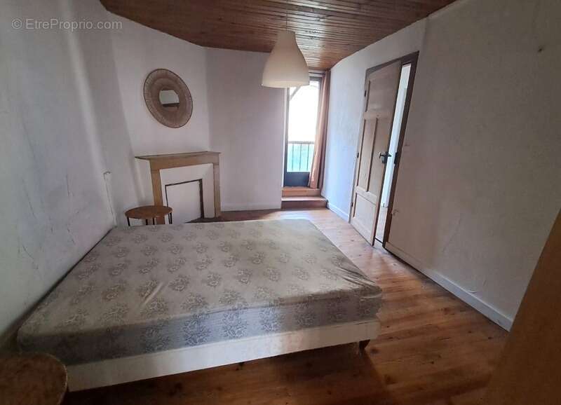 Maison à SARRANCOLIN
