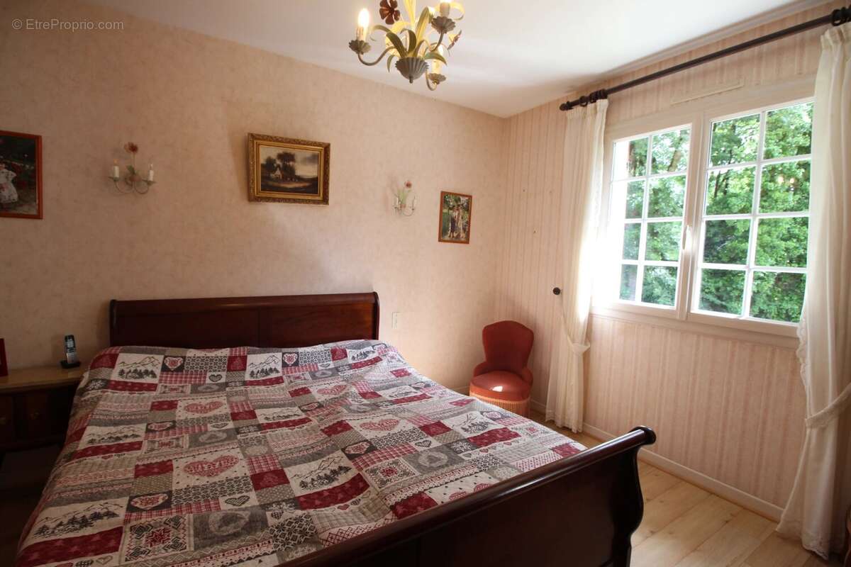 Maison à AUNAC