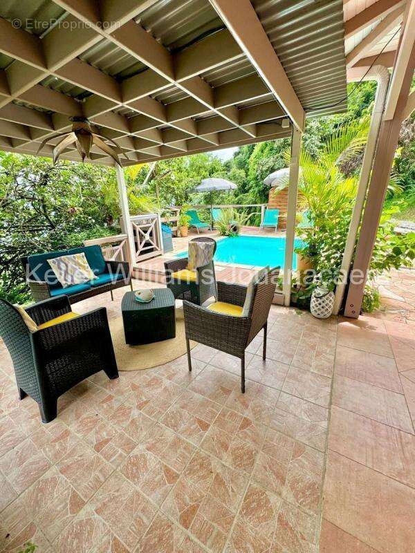 Maison à LES ANSES-D&#039;ARLET