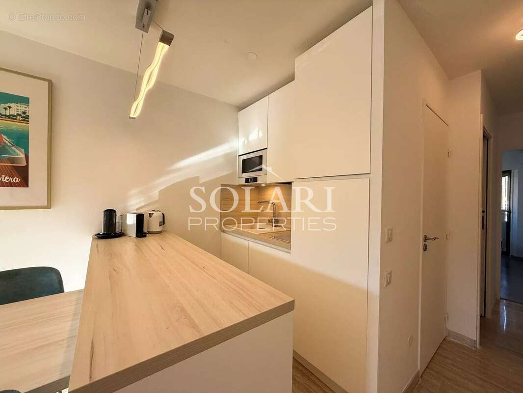 Appartement à MANDELIEU-LA-NAPOULE