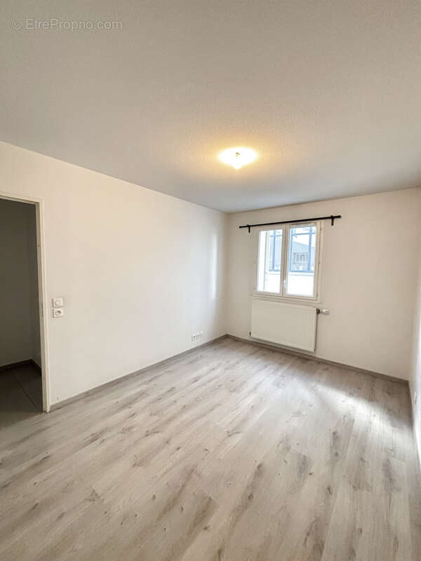 Appartement à BARBERAZ