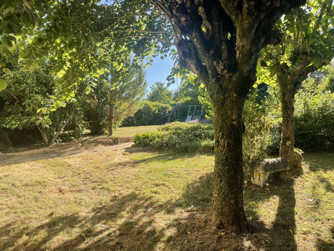 Maison à MIGNALOUX-BEAUVOIR