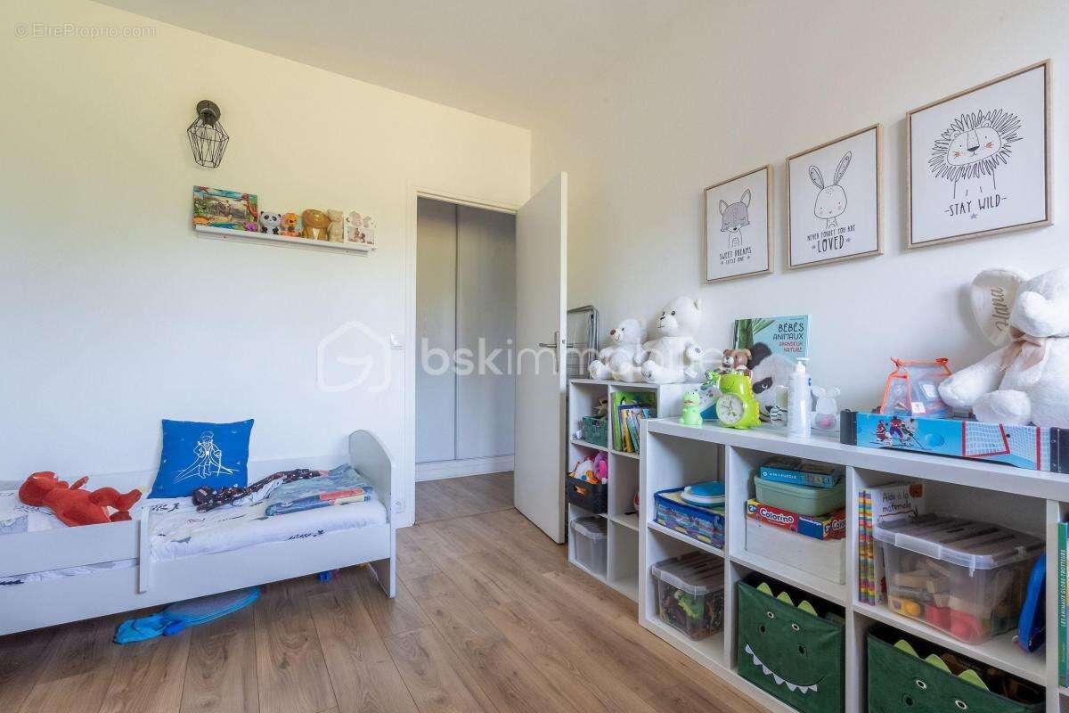Appartement de 3 pièces avec cave et parking à Livry-Gargan - 68m2 - photo 7