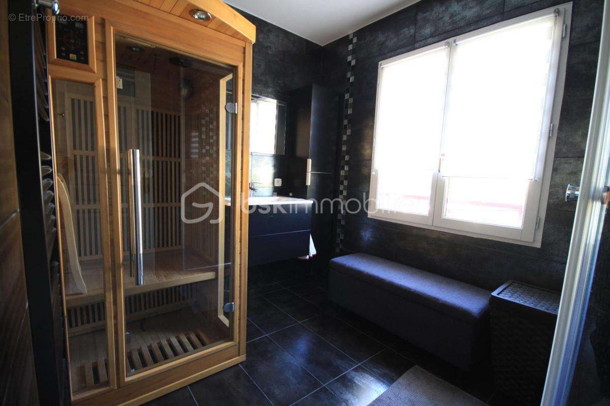 Maison à MILLY-LA-FORET