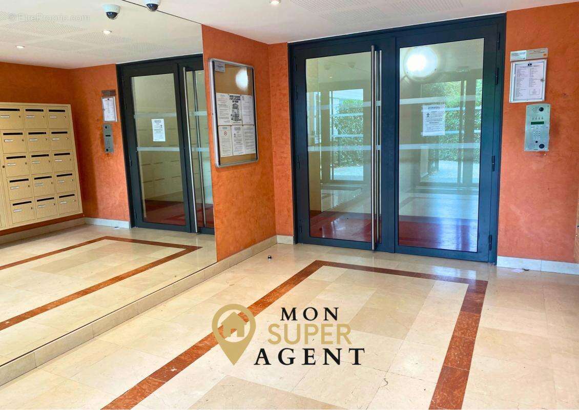 Appartement à DAMMARIE-LES-LYS