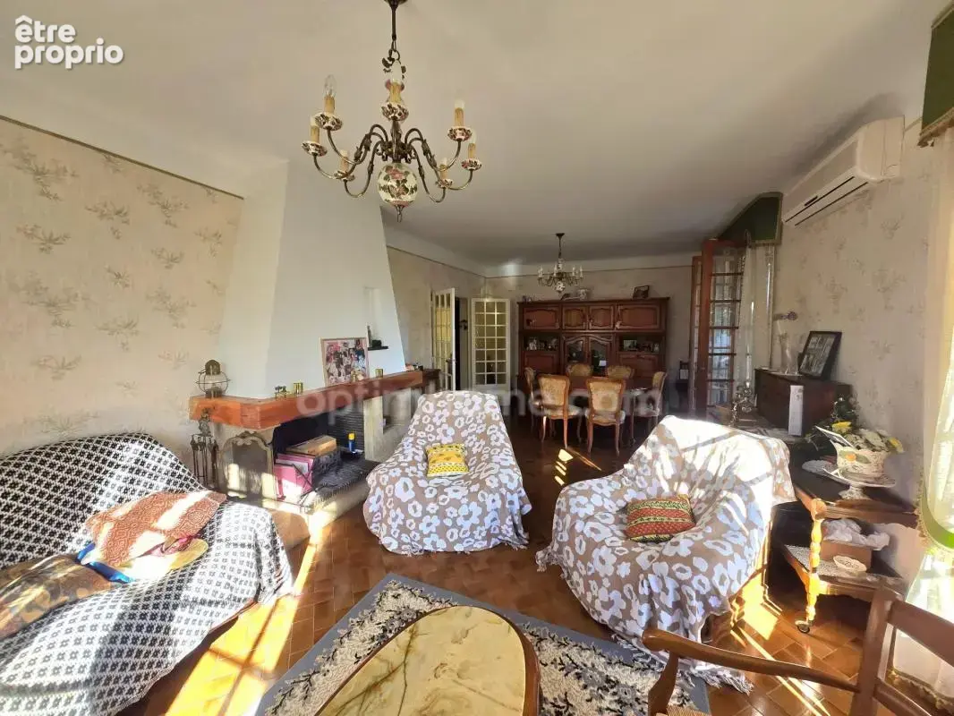 Martigues saint-jean – maison plain-pied 127,50 m² – terrain 1 170 m² – 3 chambres – garage – cave à vin - photo 4