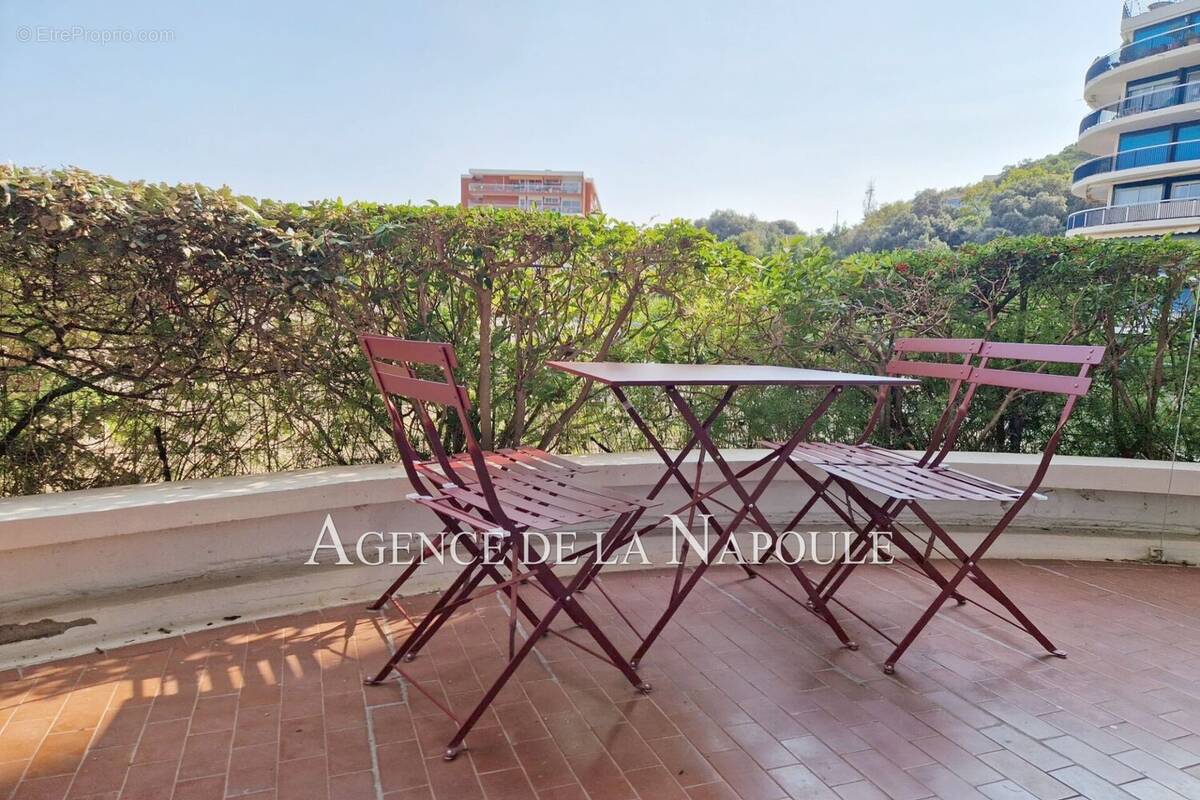 Appartement à MANDELIEU-LA-NAPOULE