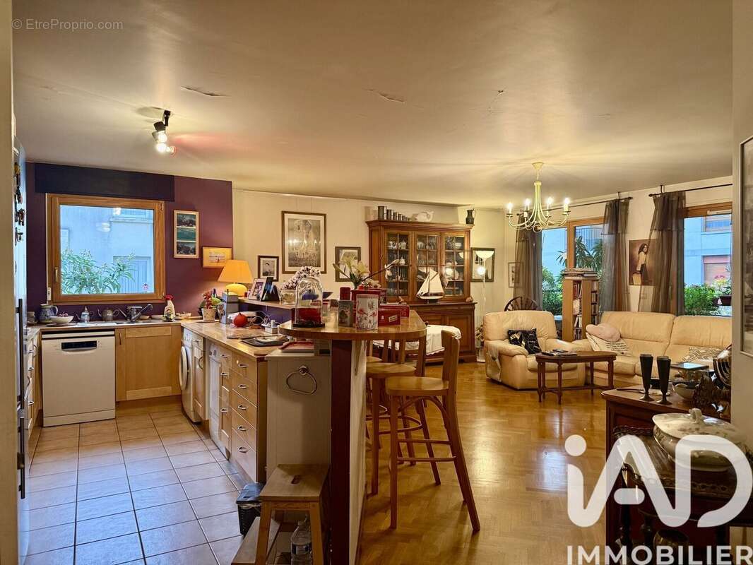 Photo 2 - Appartement à ISSY-LES-MOULINEAUX