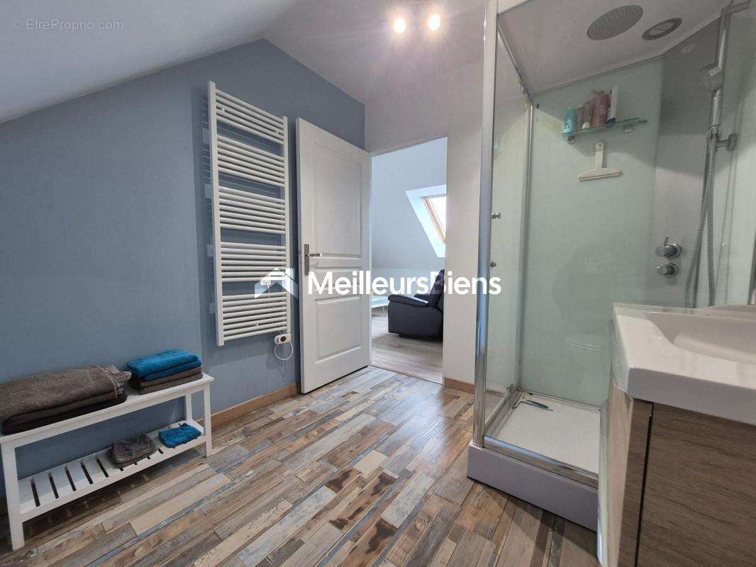 Maison à MONTREUIL