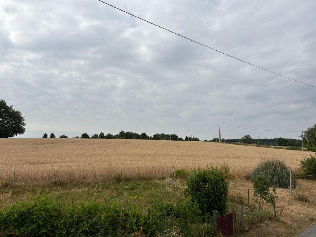 Maison à SAINT-PRIEST-SOUS-AIXE