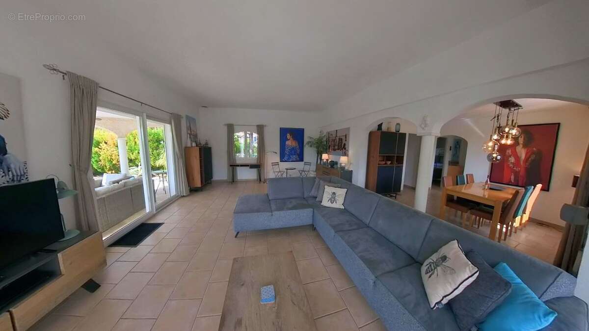 Maison 100 m² à Oupia  - photo 43