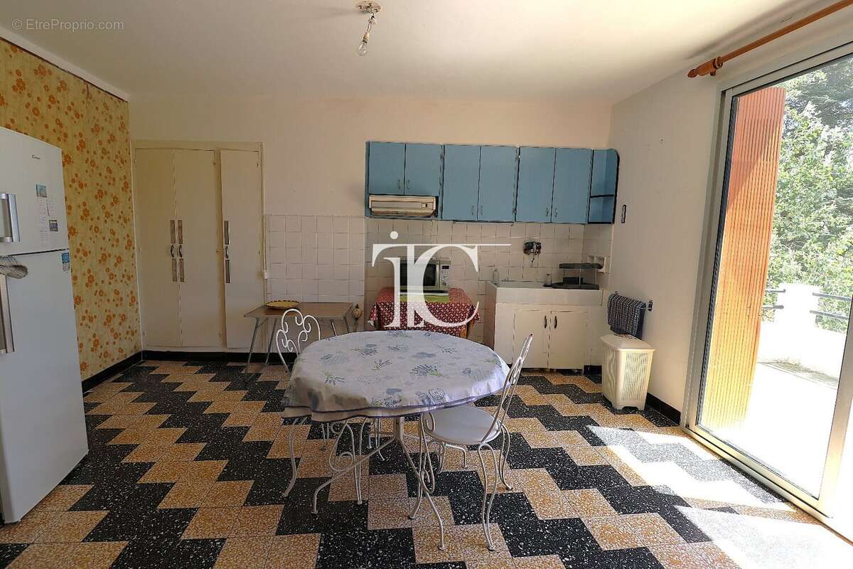 Maison individuelle sur 3434 m² de terrain avec toiture neuve Saint Ambroix - photo 6