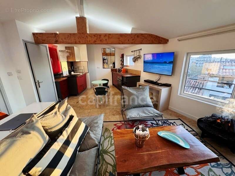 Appartement à MARSEILLE-6E