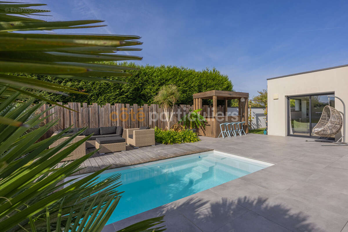 Sous offre -- saint-philbert-de-grand-lieu - - maison contemporaine - - 130m2 utiles - - piscine - -calme - photo 7