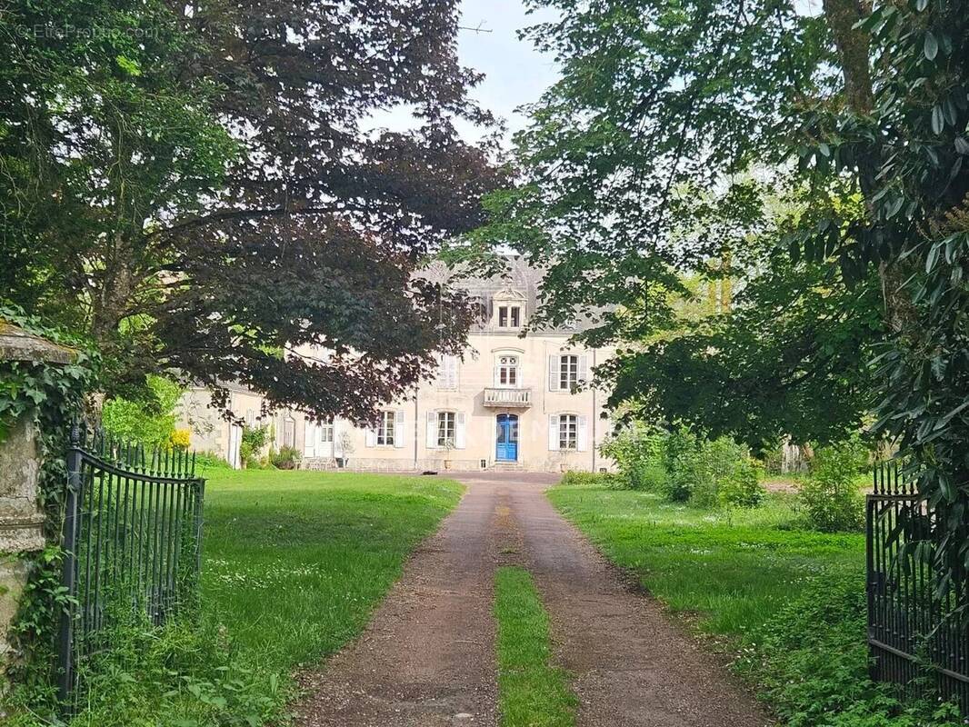 Maison à NEUVY-PAILLOUX