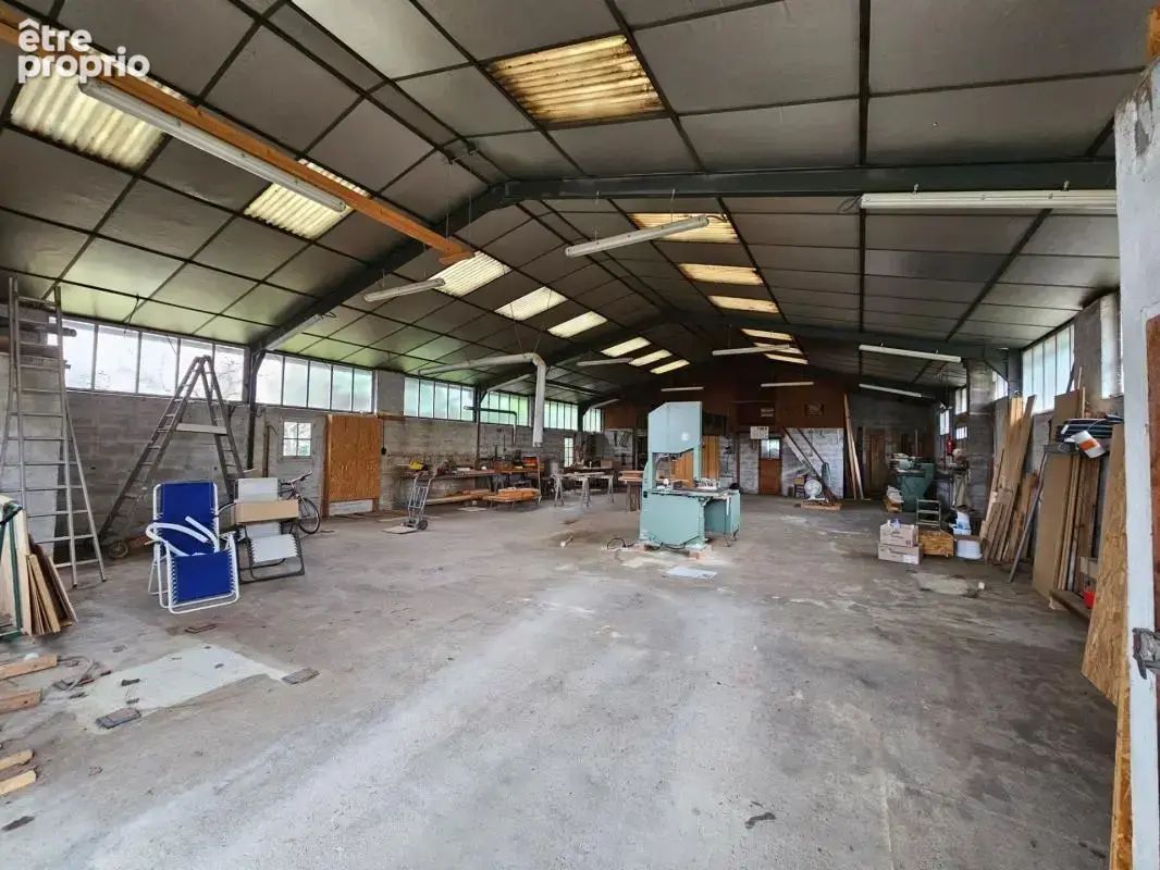 Maison 7p 185 m² avec entrepôt et dépendances - photo 12