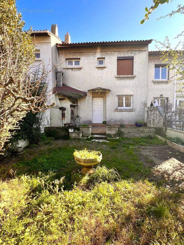 Maison à SEPTEMES-LES-VALLONS