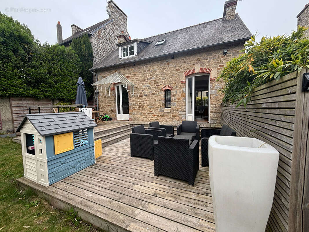 Maison à DINAN