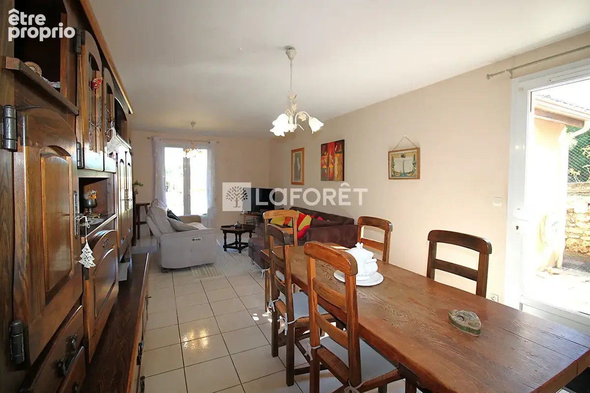 Plain-pied de 98 m² au coeur de Brantôme - photo 6