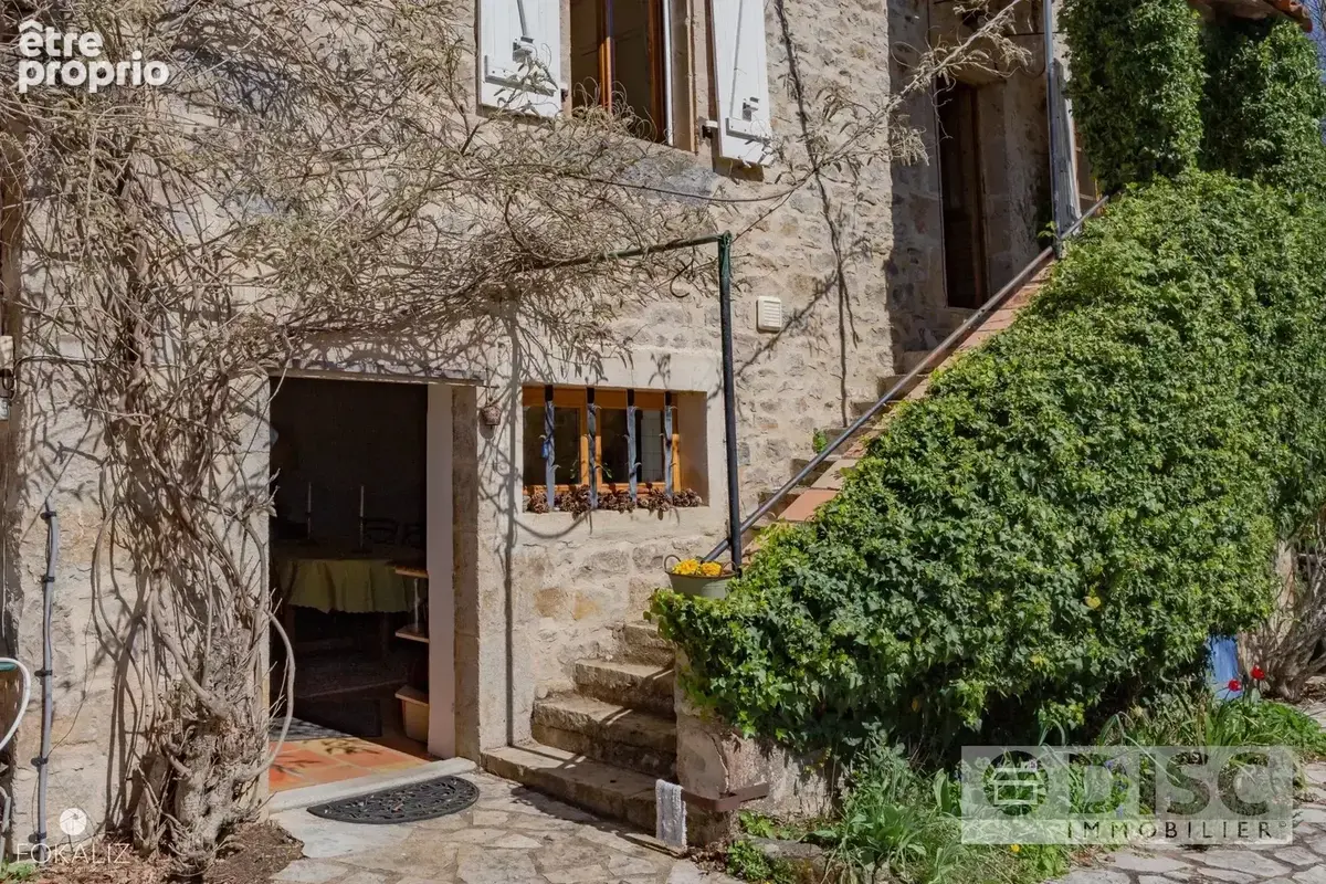 Belle maison avec dépendance, jardin et piscine - photo 28