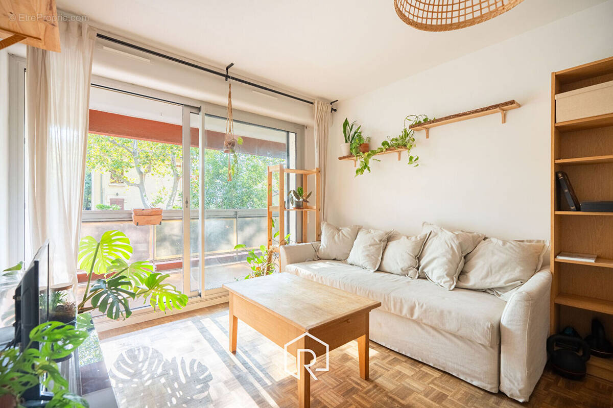 Appartement à MARSEILLE-12E