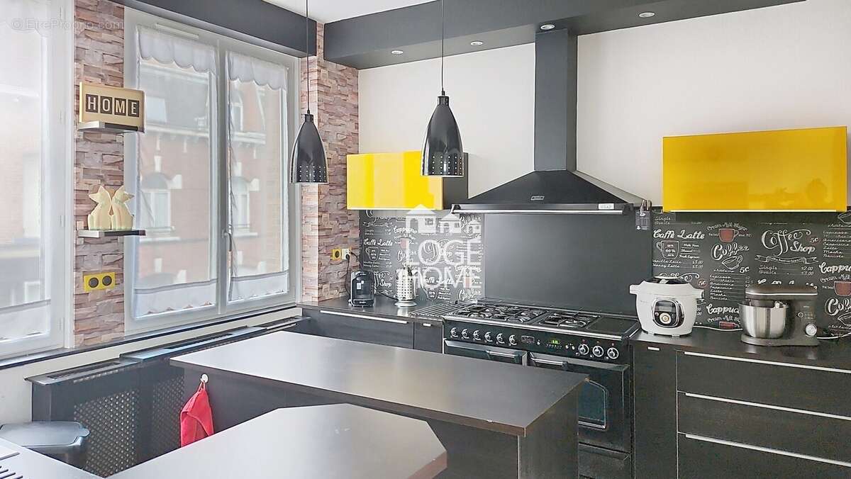 Cuisine équipée - Maison à HENIN-BEAUMONT