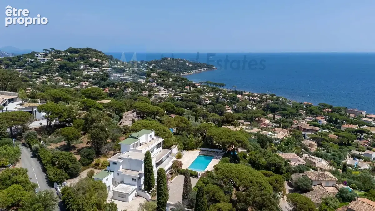 Propriété de référence avec vue panoramique sur la mer - unique - photo 5