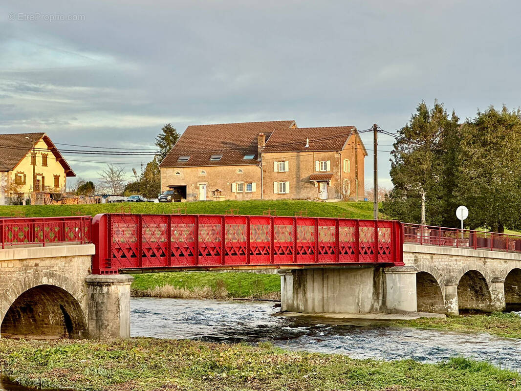 Maison à LA NEUVELLE-LES-LURE