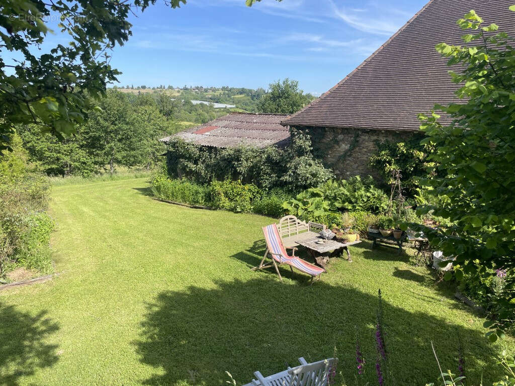 Entre Brive et limoges, 10 mn accès autoroute A20, petite hameau calme - photo 27