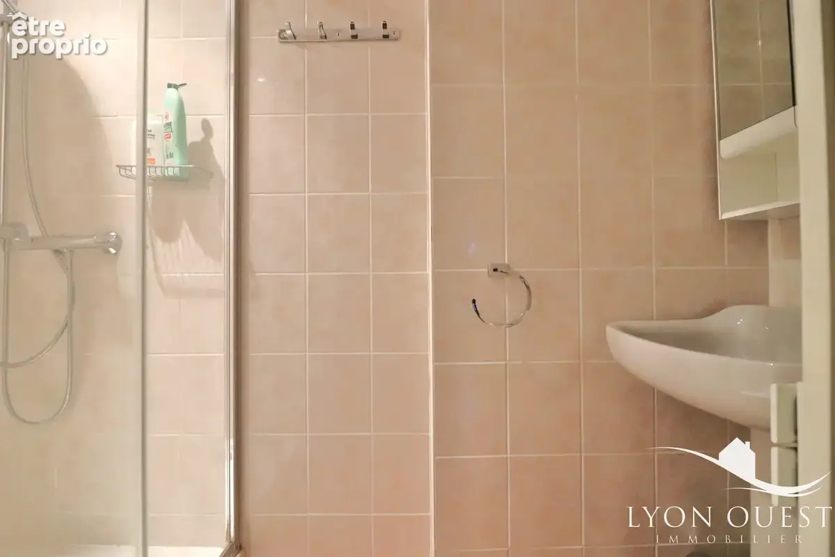 Appartement au centre de Charbonnières-les-Bains - photo 17