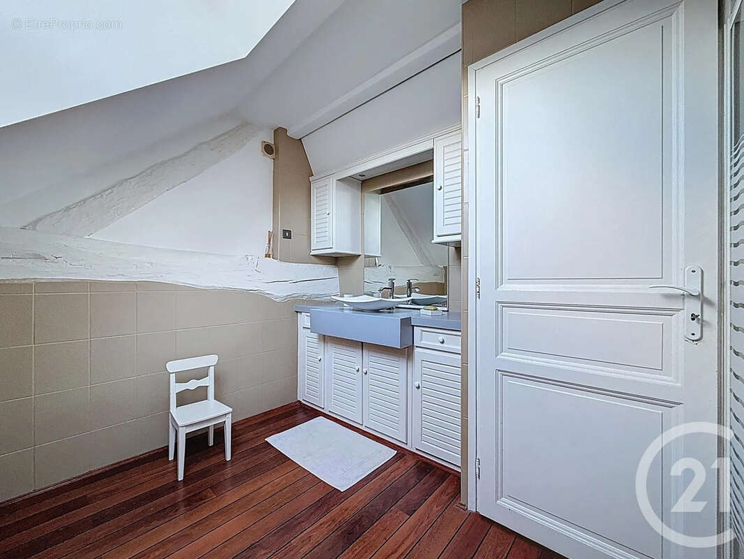 Maison à RUFFEY-LES-ECHIREY