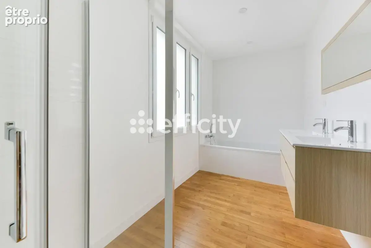 Maison 8 pièces 208 m² à vendre à Port-Saint-Pere (44710) - photo 11