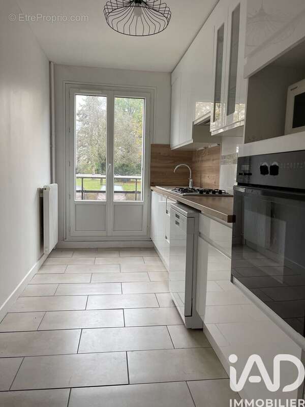 Photo 2 - Appartement à L'ISLE-ADAM