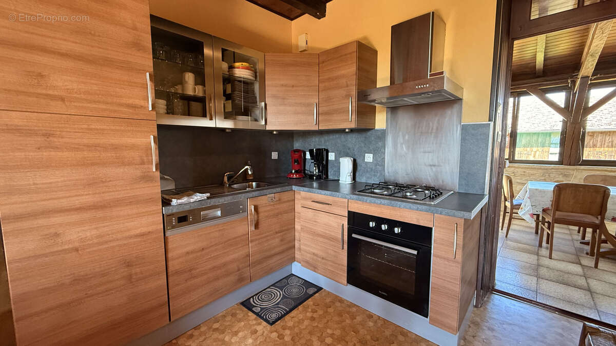 Maison à GOURDON