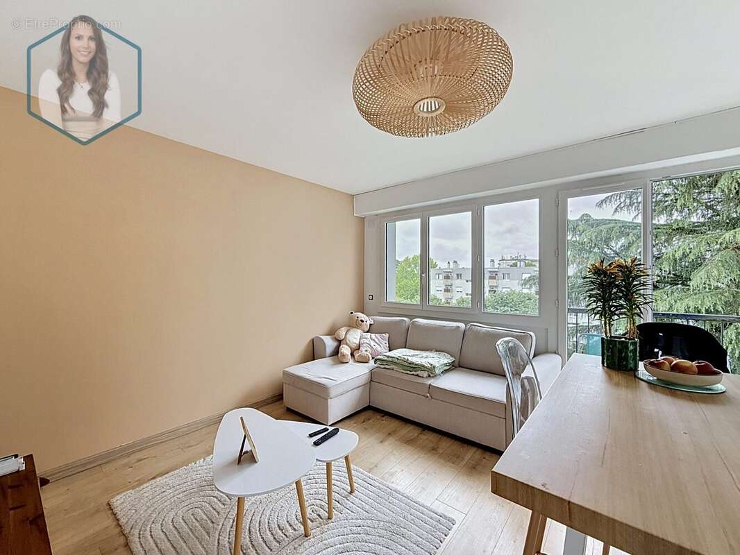 Appartement à BILLERE