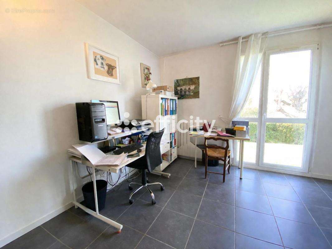 Maison à MEULAN