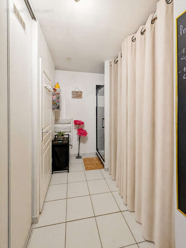 Maison 68 m² à Saint-Priest  - photo 5