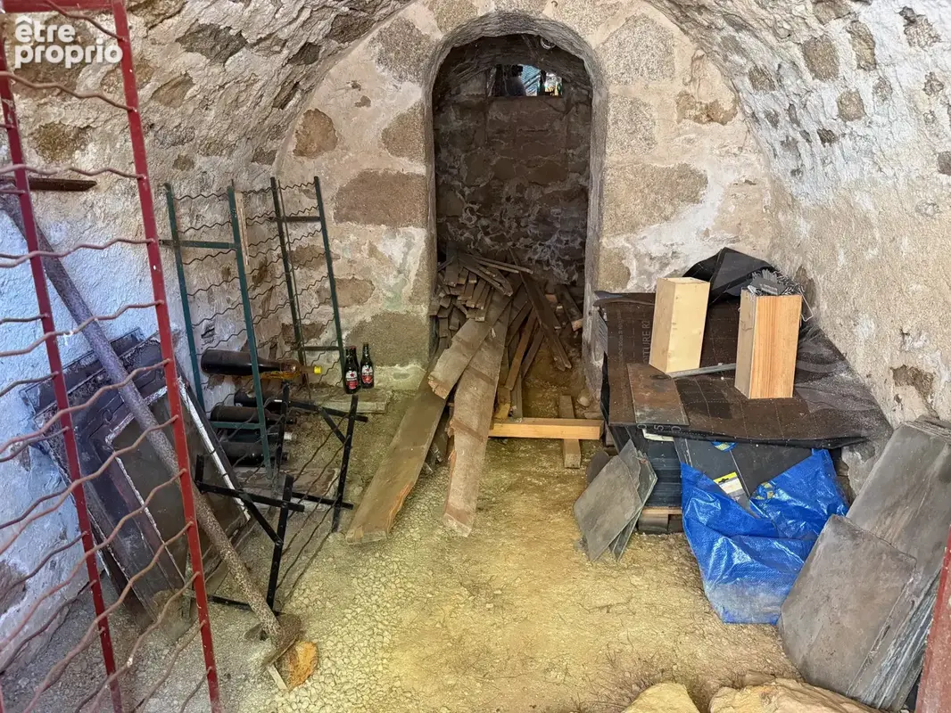 Auv 1231 : Trois maisons, dépendances, ancien four à pain, 2147m2 - photo 99