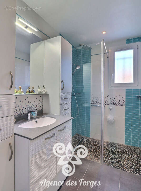 Maison à LE LANDREAU