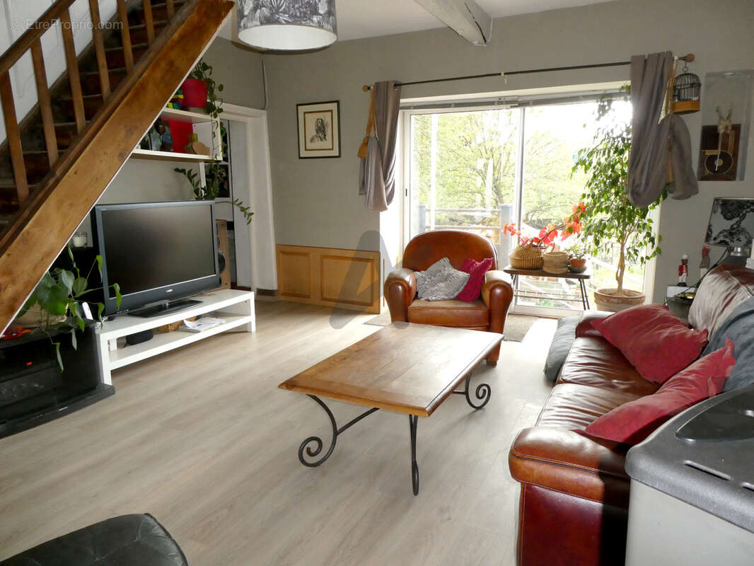 Grande maison de village avec grand jardin clos. - photo 2